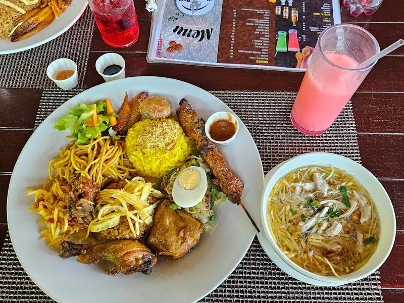 Warung Resa — dit is wat Suriname bedoelt als het zegt: lekker eten