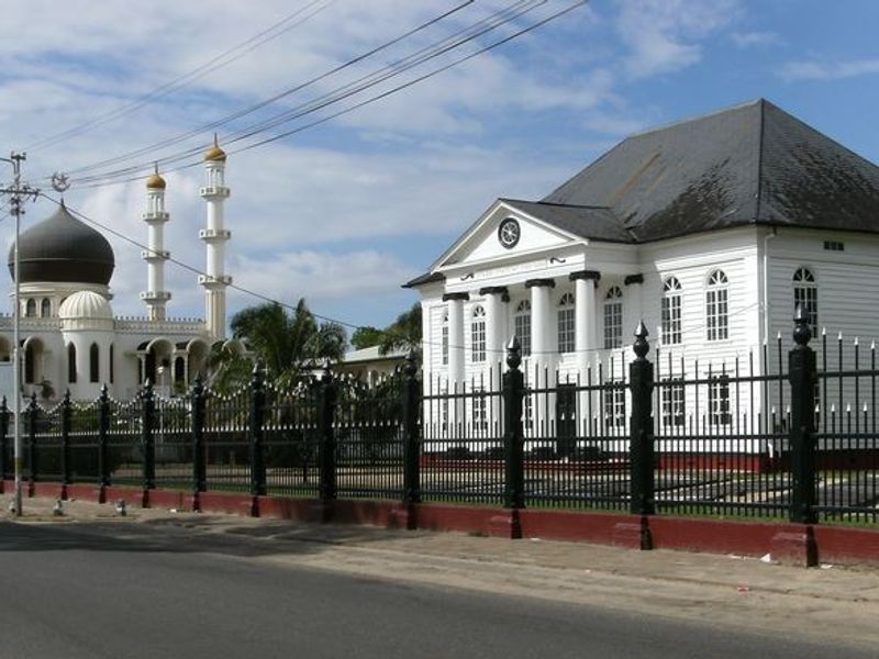 moskee synagoge