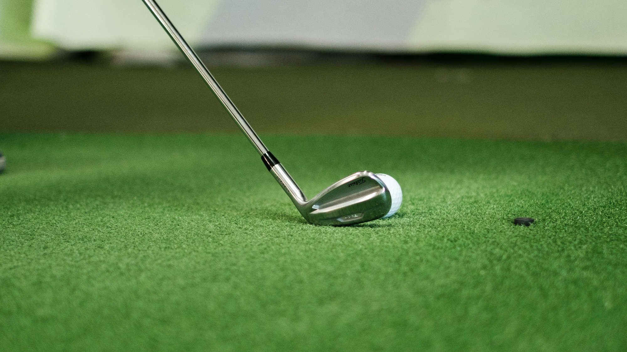 How Far Does the Average Amateur Golfer Hit a 5-Iron?