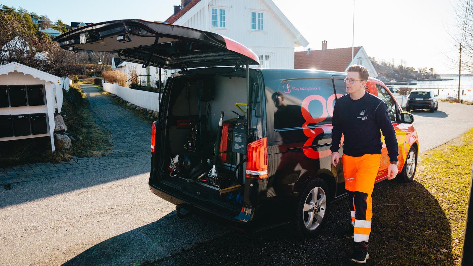 Viking servicebil på oppdrag.