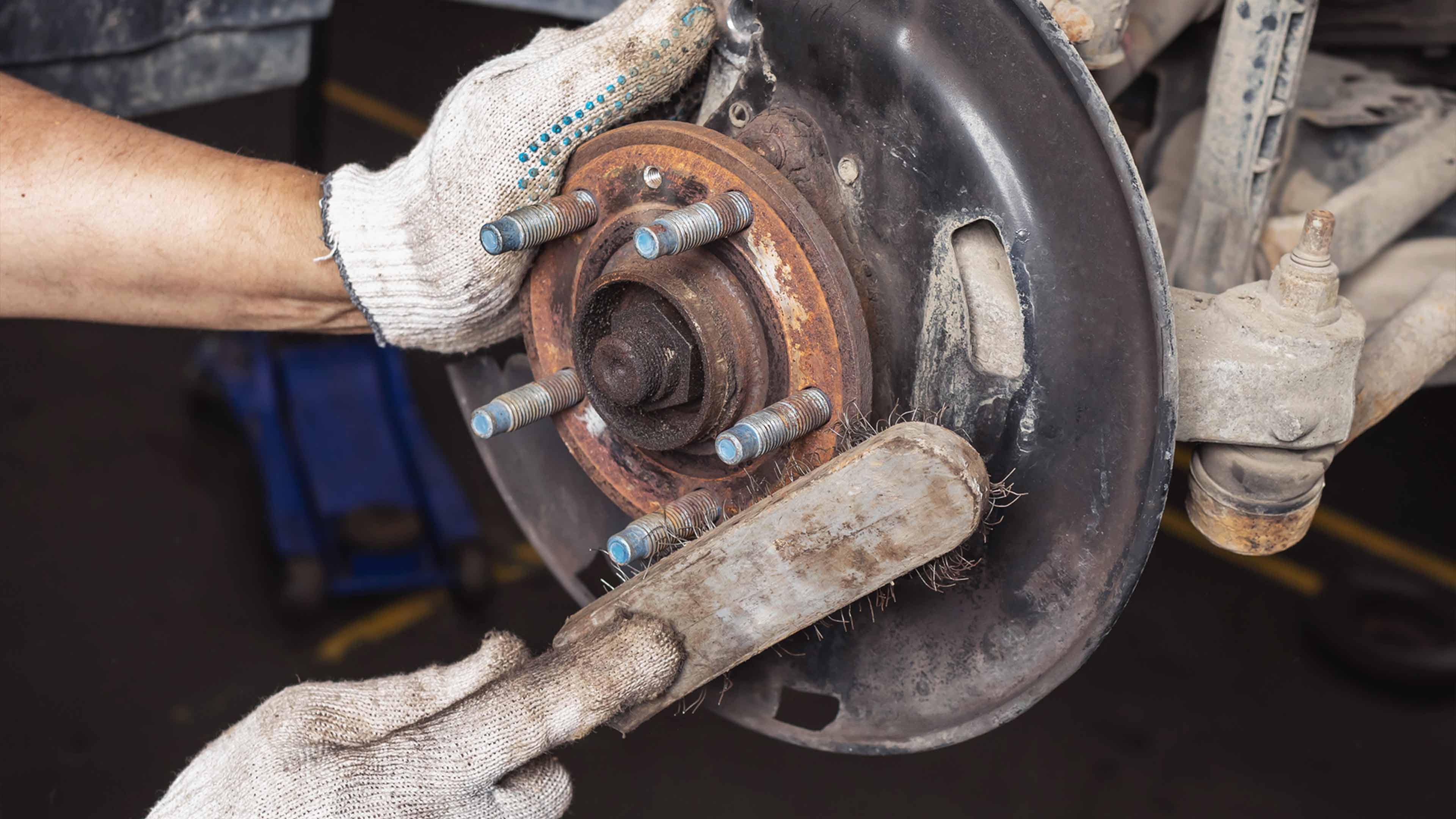 Allt om rost på bil: Förebyggande, avlägsnande och reparation | Viking ...