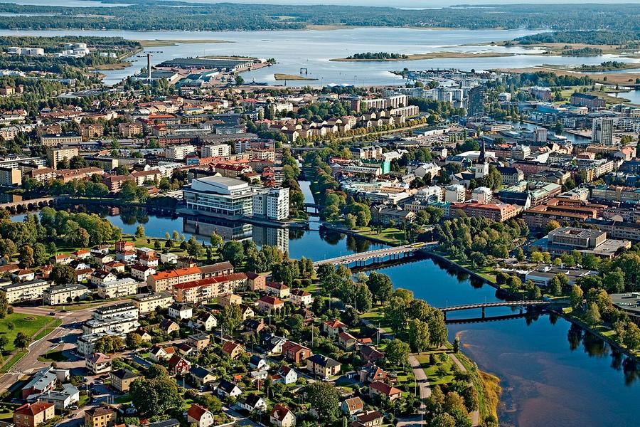 Bild på Karlstad ovanifrån.