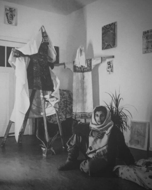 Photograph of Hassina Taalbi, image courtesy of the artist