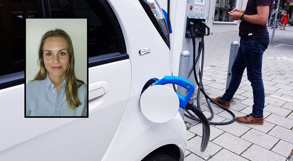 elbillader og innfelt bilde av kvinne