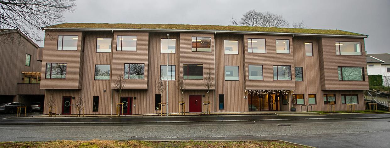 Tjesnvoll Hageby, omsorgsboliger