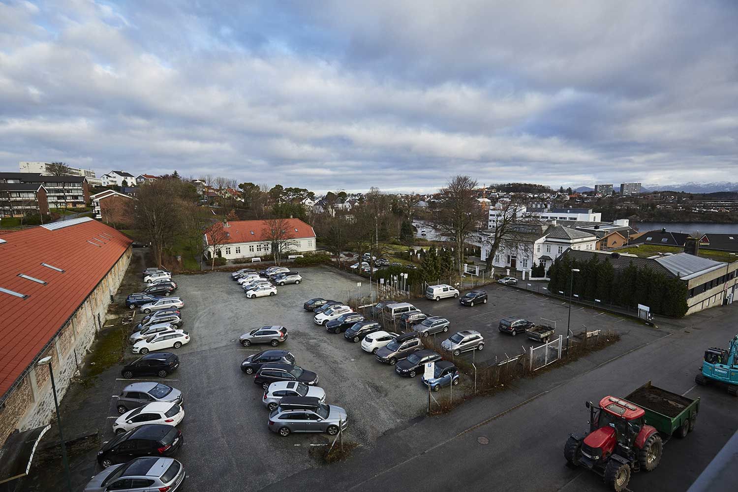 bilde av parkeringsplass