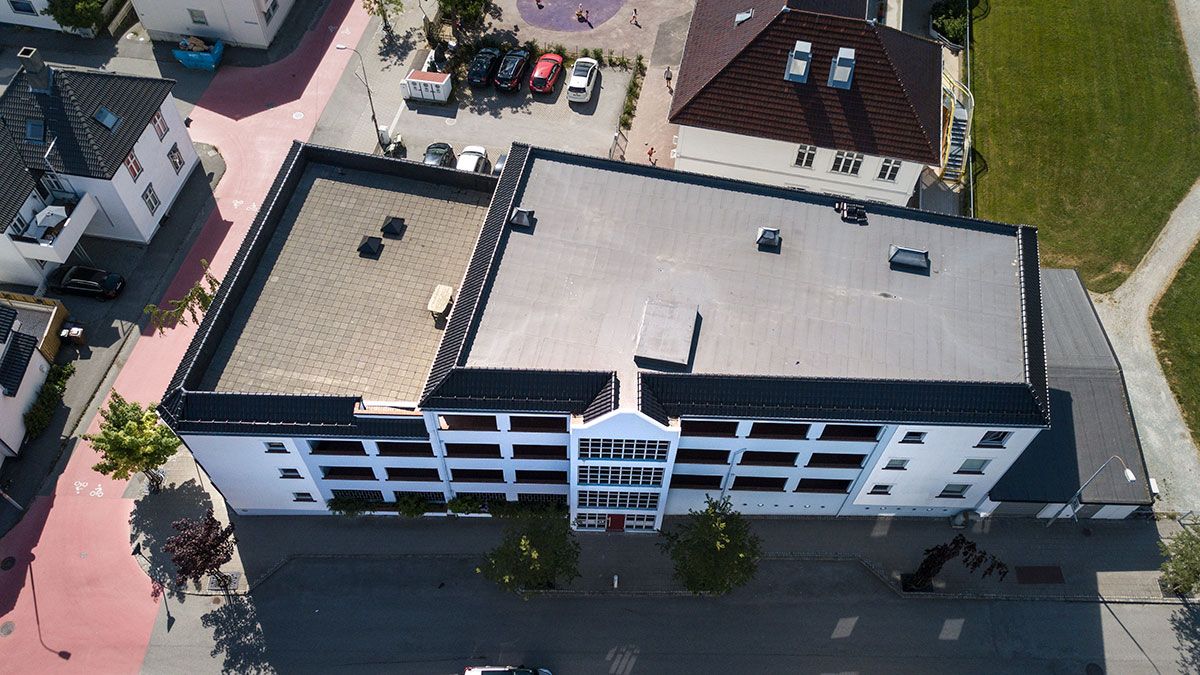 Solceller på tak av blokk