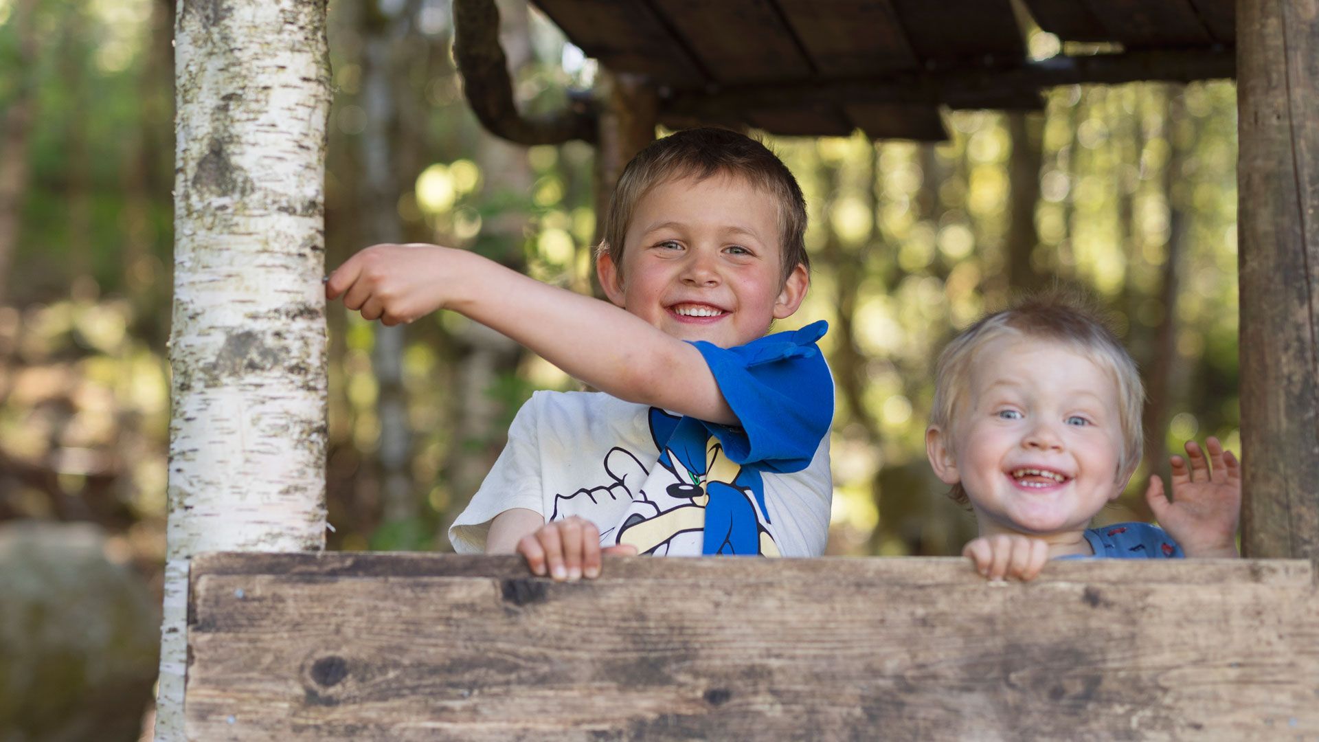 Barn leker ved Skogens ro
