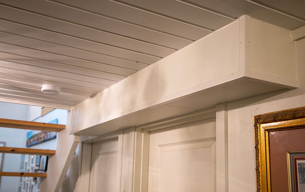 Kanal for balansert ventilasjon gjemt i veggen