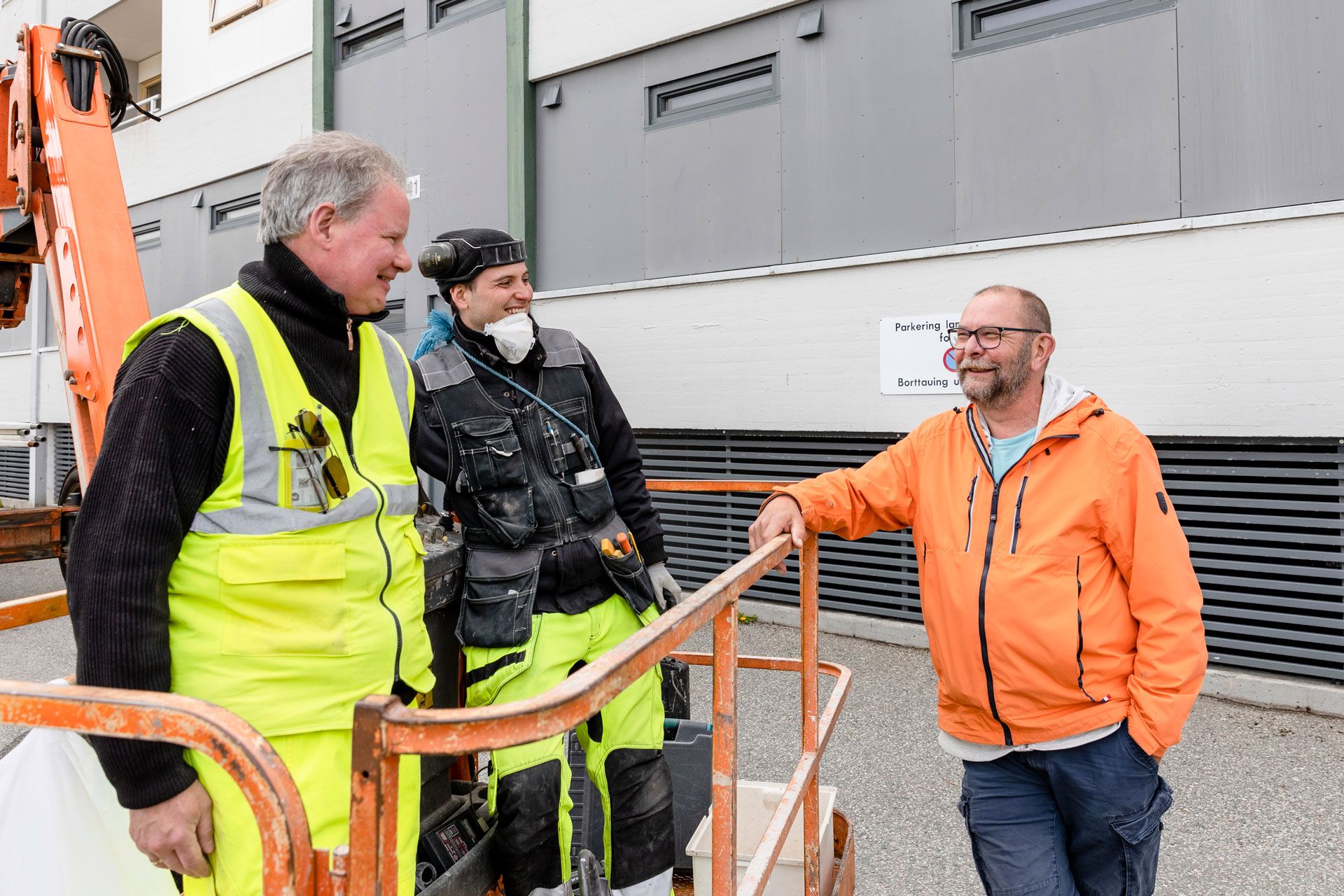 Pål Gunnar Roalkvam, Iain Miller, lift