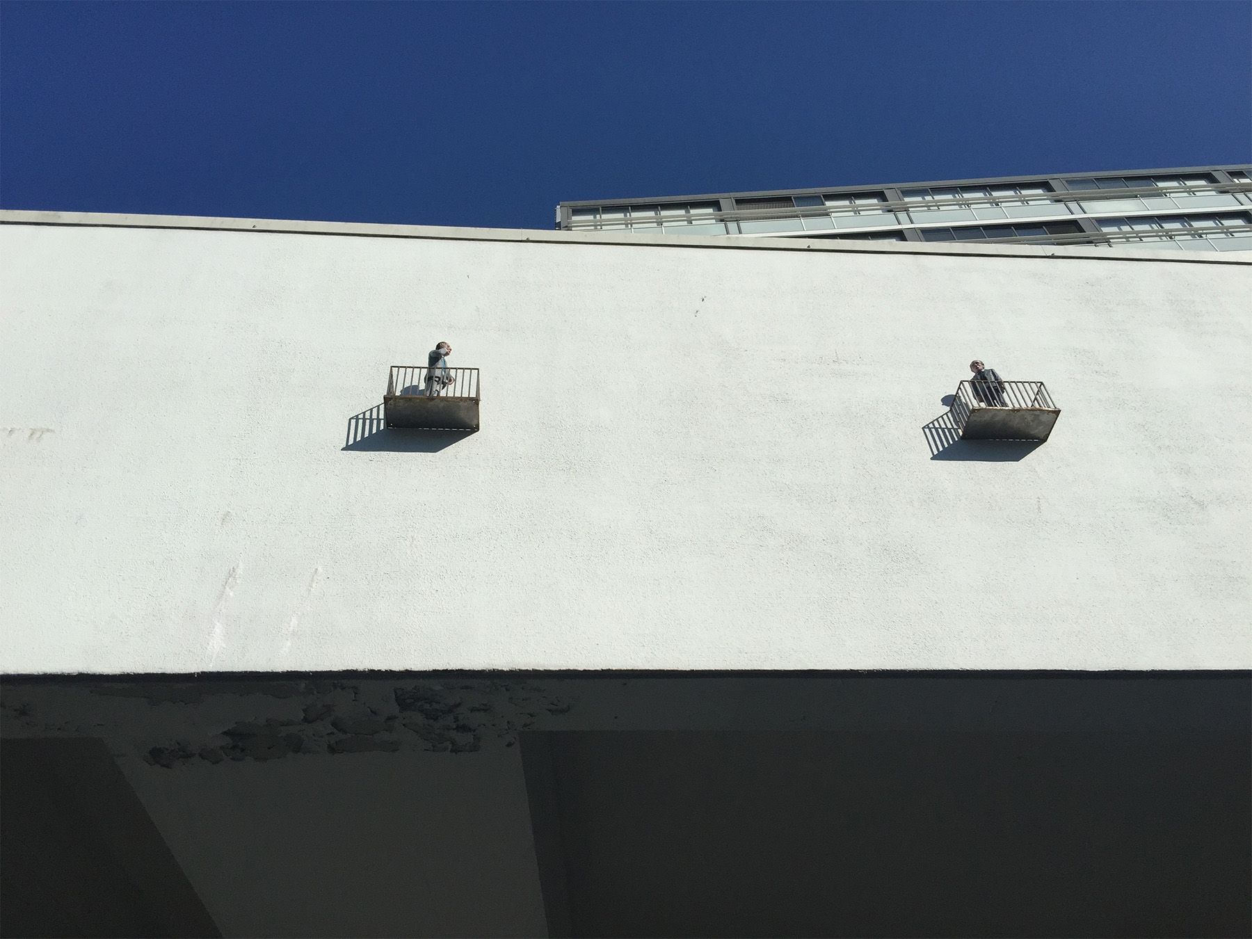 street art balkong kunst