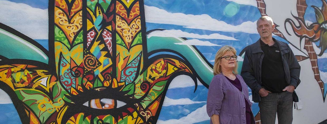 Kunst på veggen i borettslaget Pedersgata