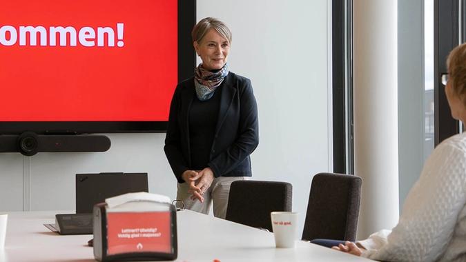 Kunderådgiver fra Bate i styremøte