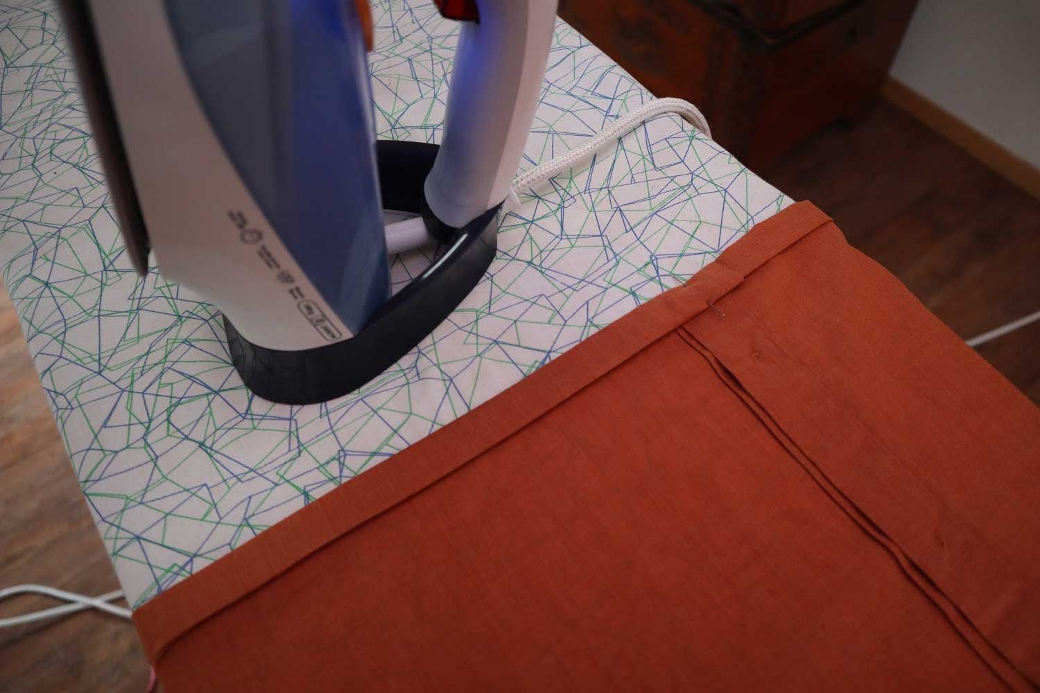 strykejern og strykebrett