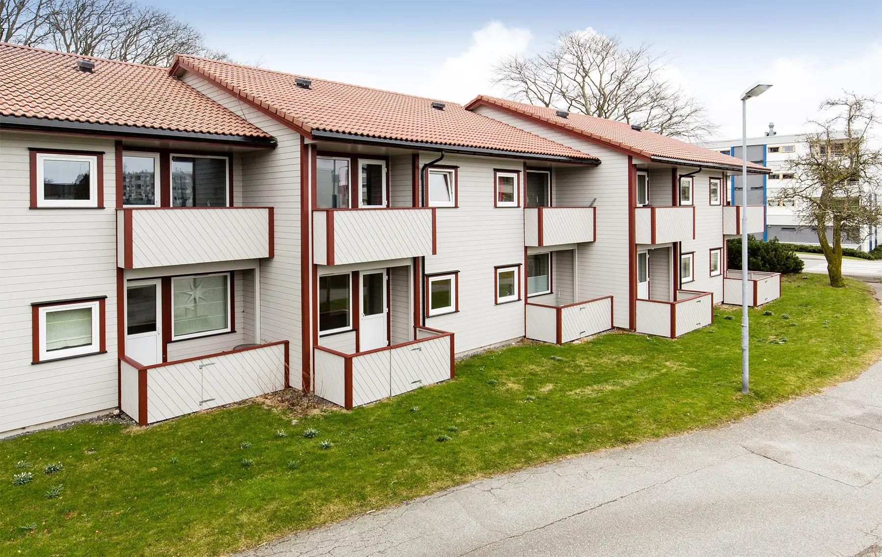 bates ungdomsboliger på tjenvoll