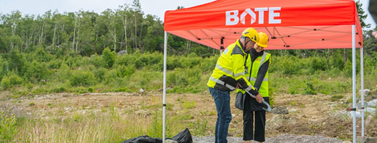 Første spadestikk for de nye leilighetene i Skogens ro