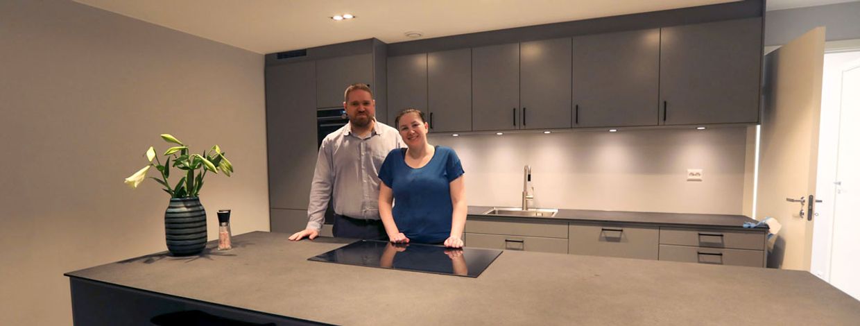 Lise og Atle Soma på sitt drømmekjøkken i ny bolig