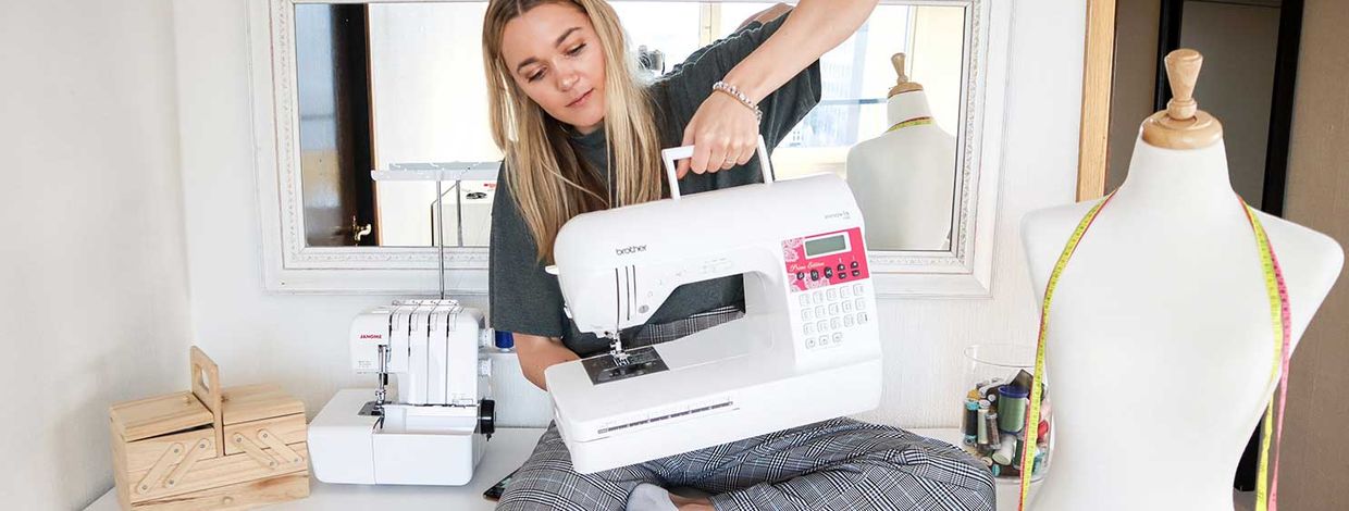 ingrid bergtun med symaskin