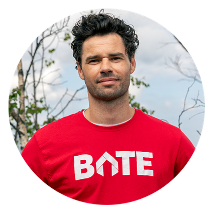 Kristian Ekeland, Bate