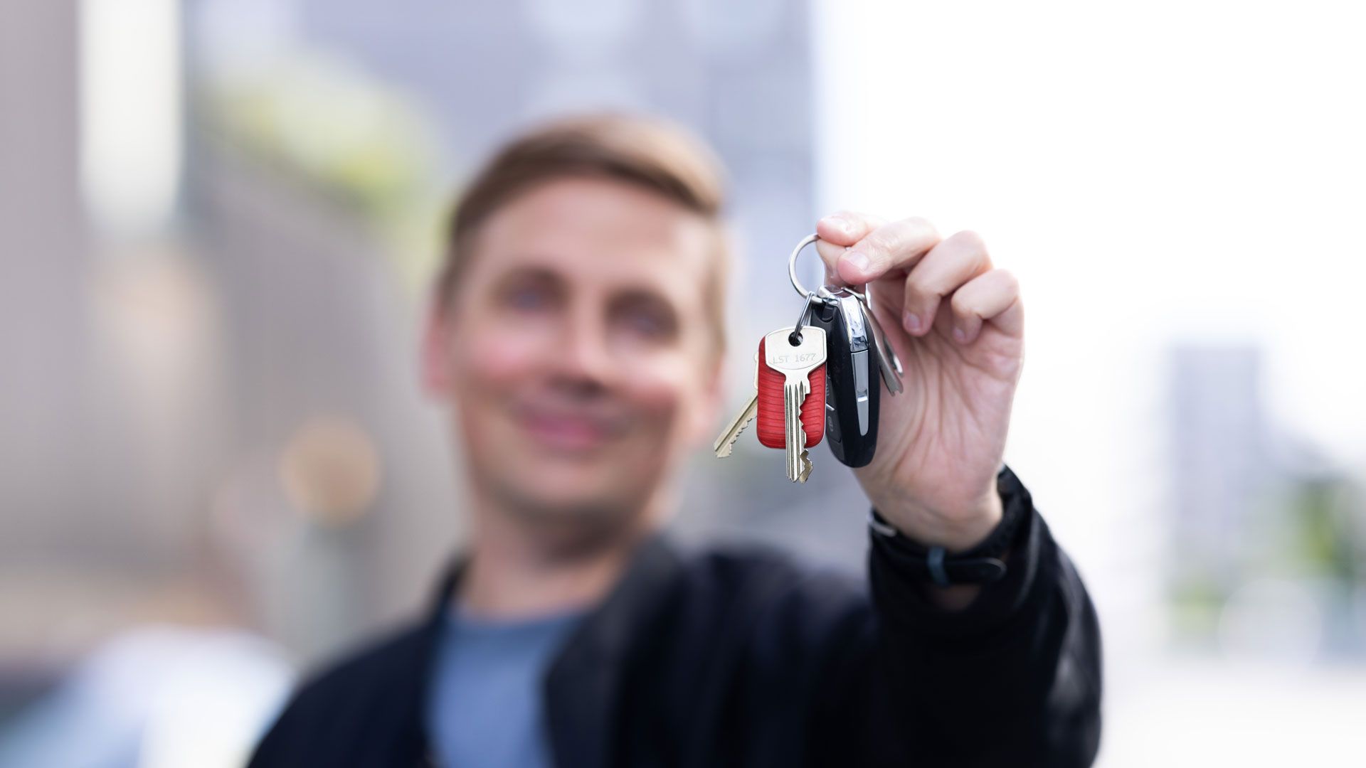 Lykkelig i par i ny bolig