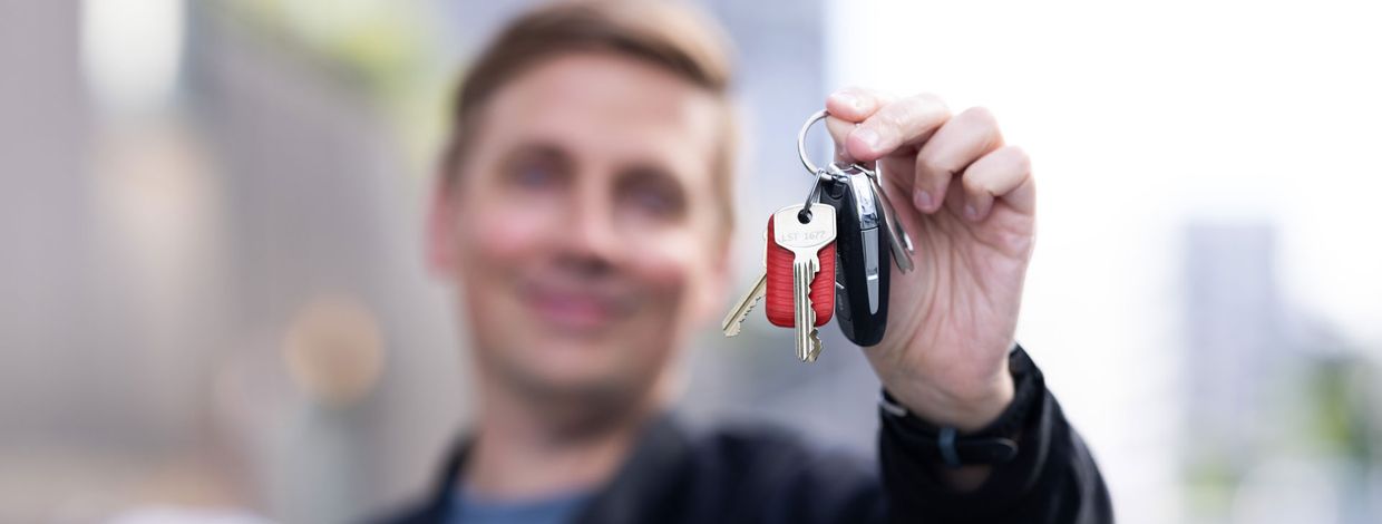 Lykkelig i par i ny bolig