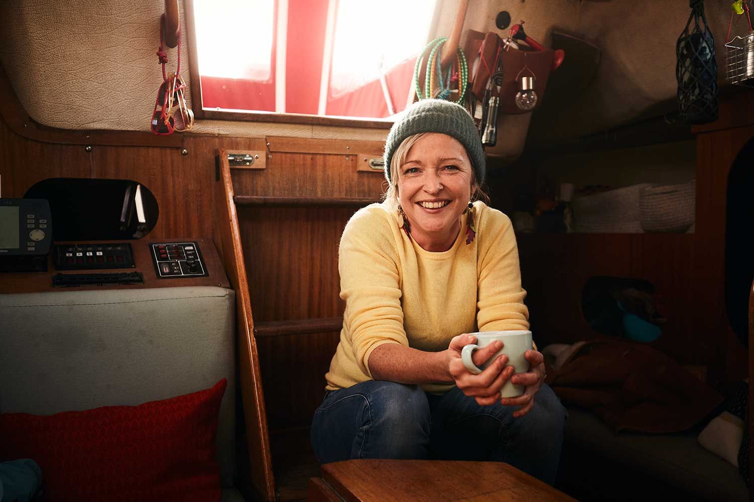 kvinne med kaffekopp