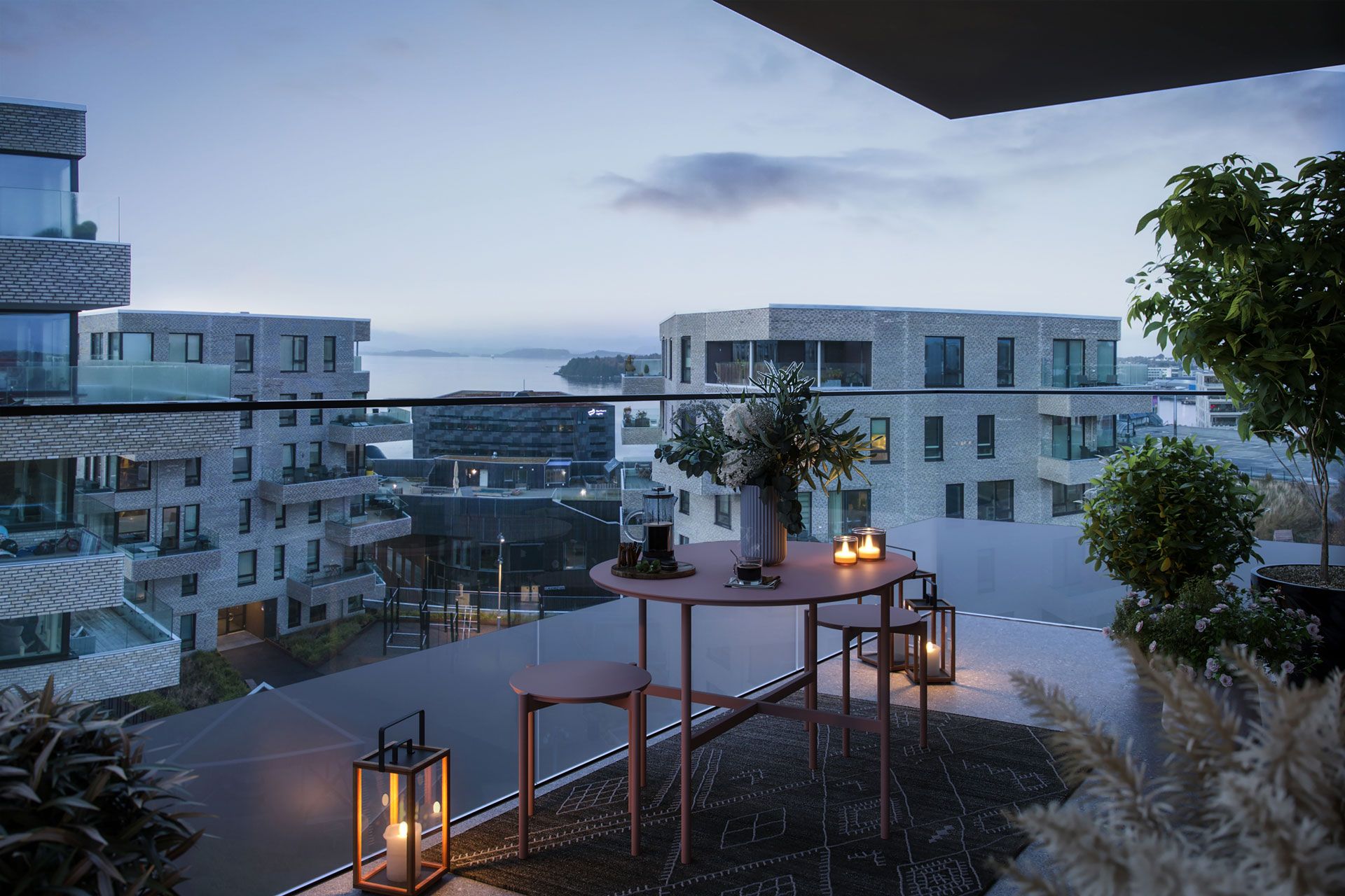 Kveldsstemning på balkong i Byfjordparken