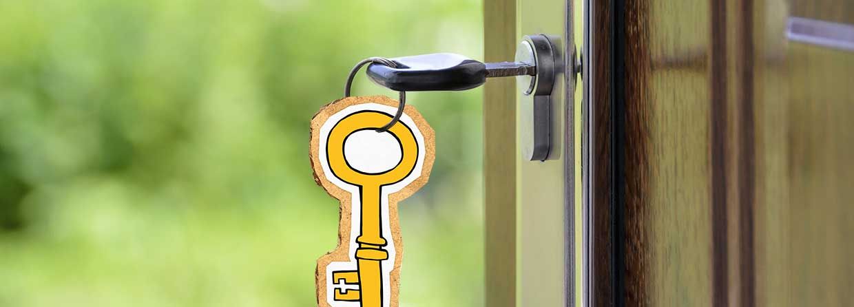 Illustrasjon av nøkkel i dør