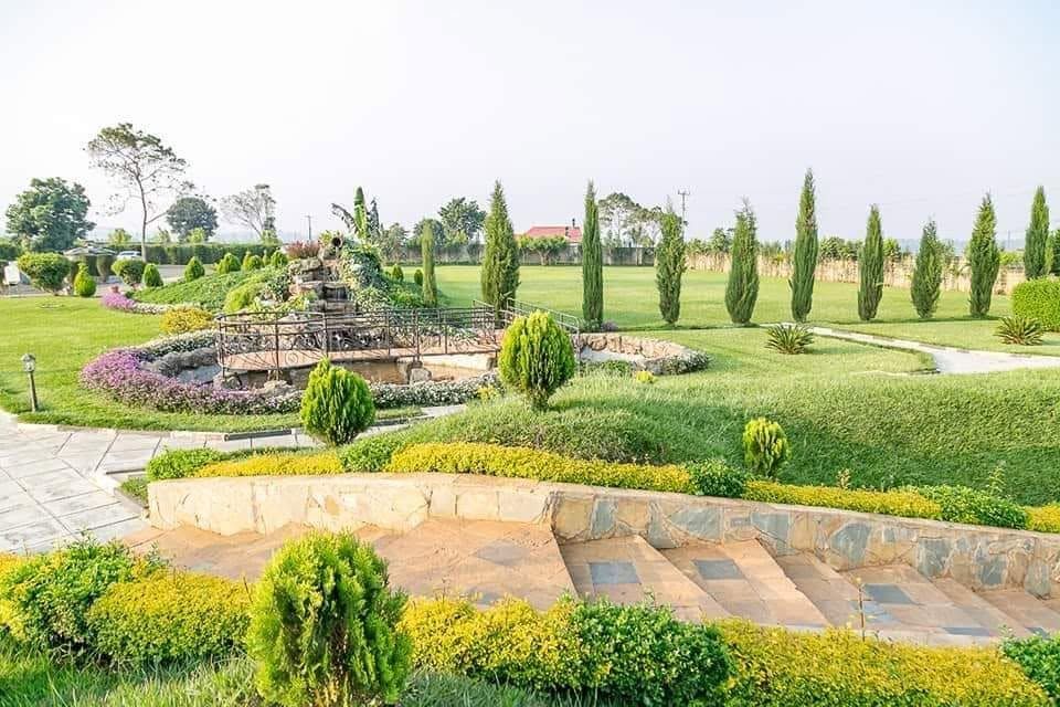 bustani gardens visual