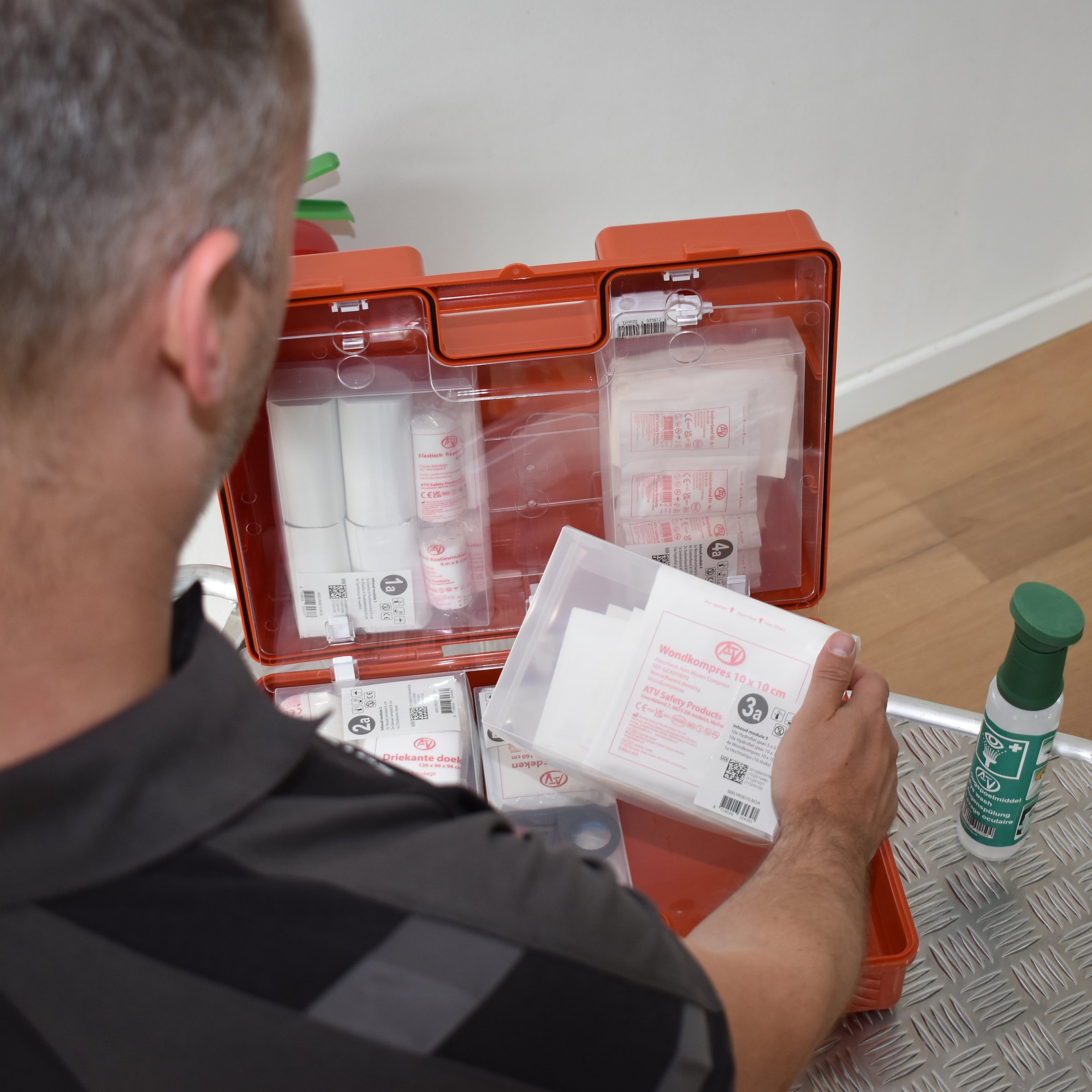 verbandkoffer module controle