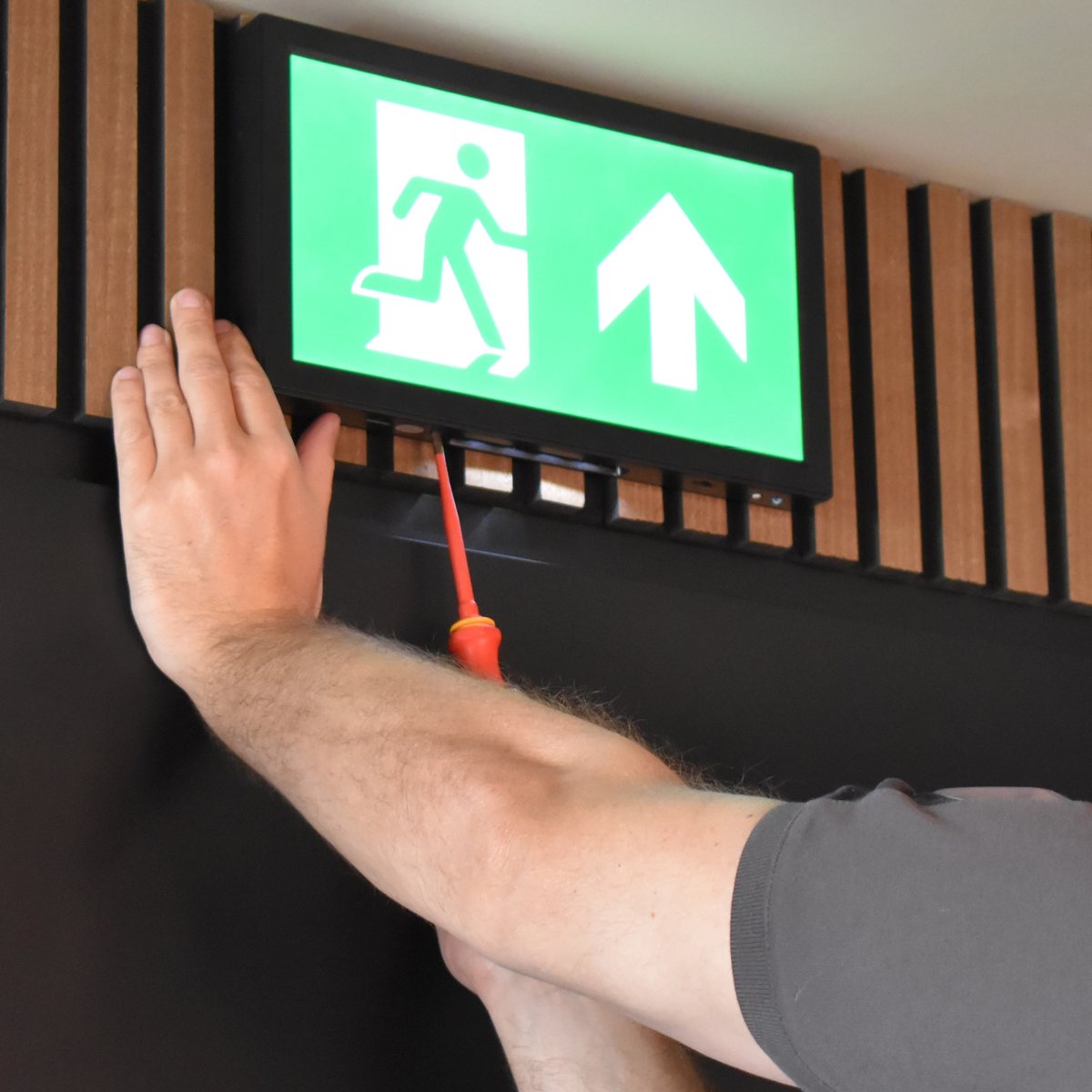 Onderhoud noodverlichting