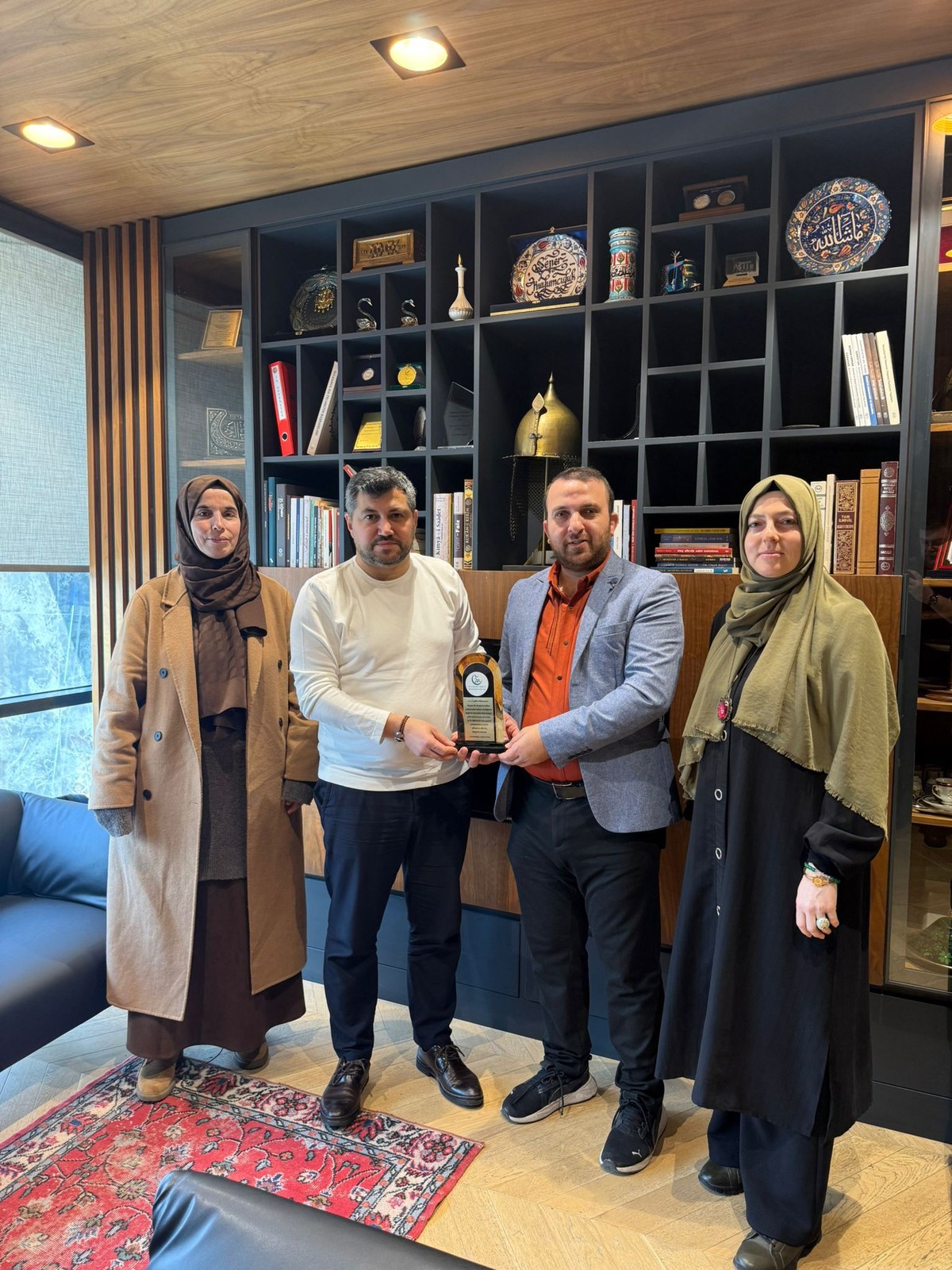 Umut Köprüleri Discusses Gaza Projects for Disabled Orphans and Amputee Children with Sadaka Taşı