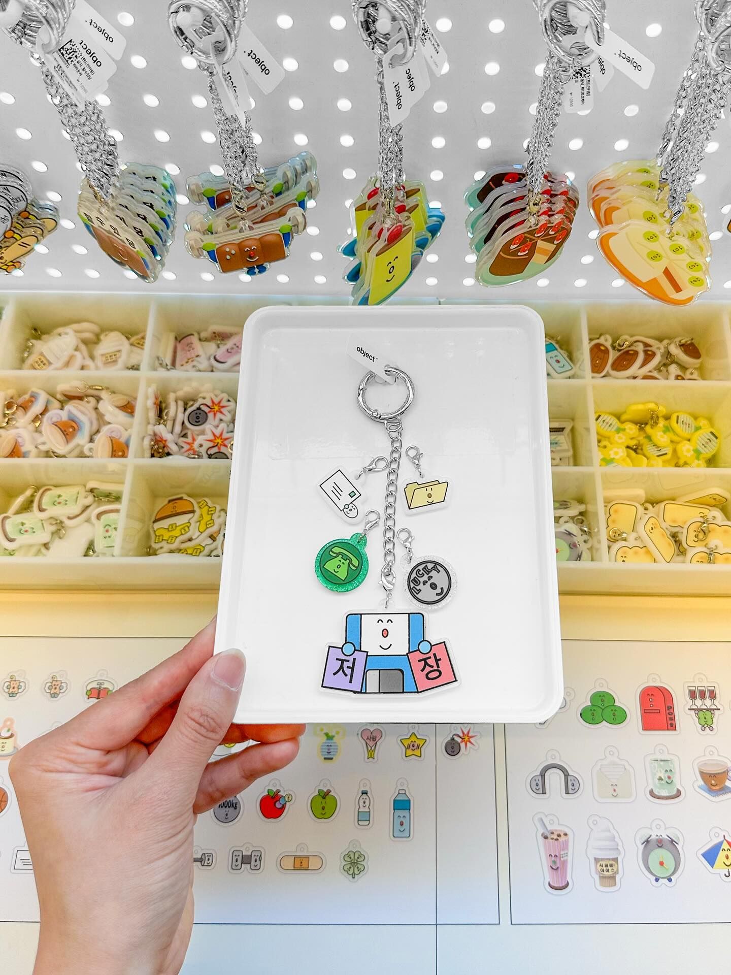 Object object상가 壓克力吊飾,可由多個插圖自行組合成鑰匙圈