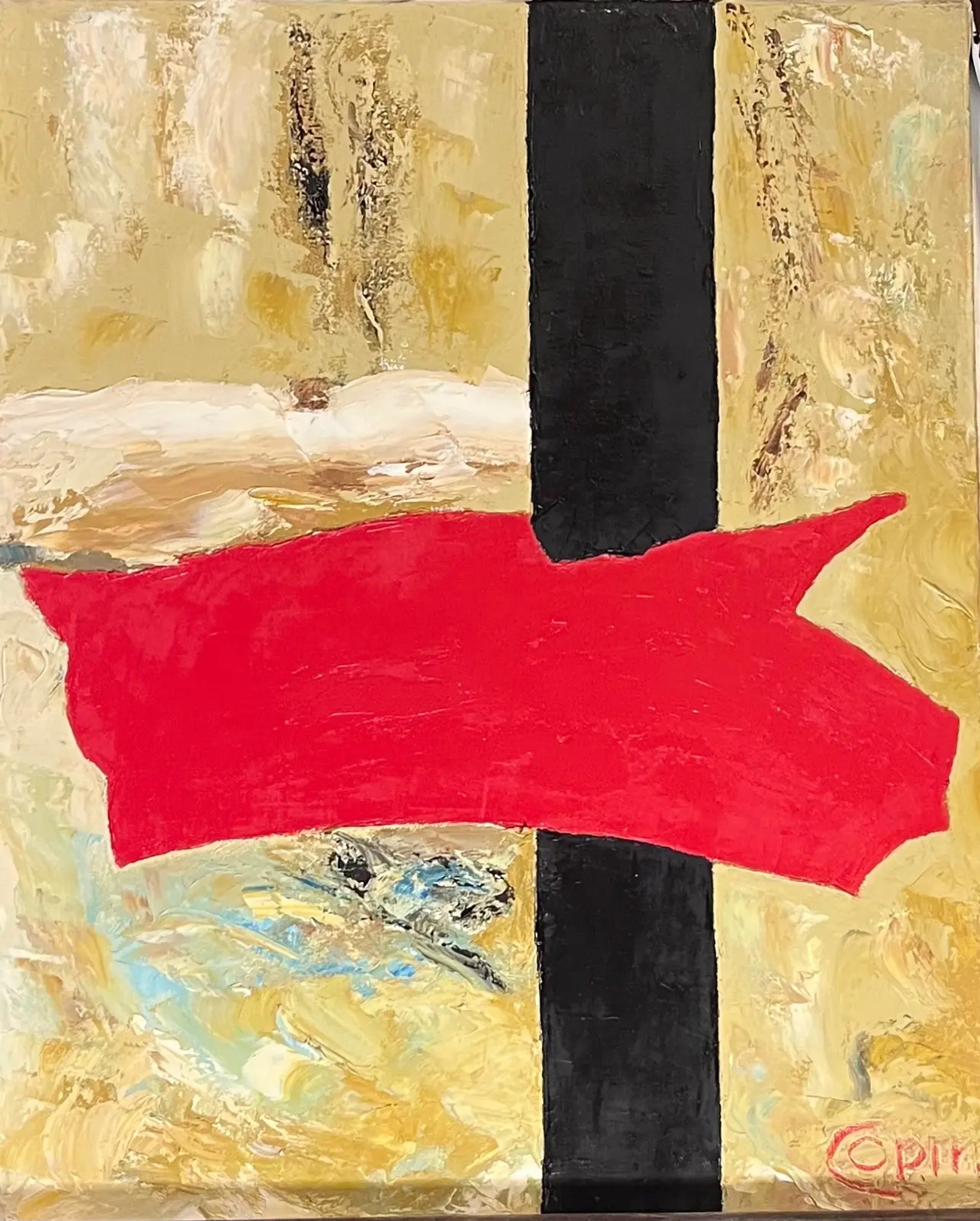 Large forme rouge sur fond ocre texturé, coupée par une forme verticale noire et des matières claires.