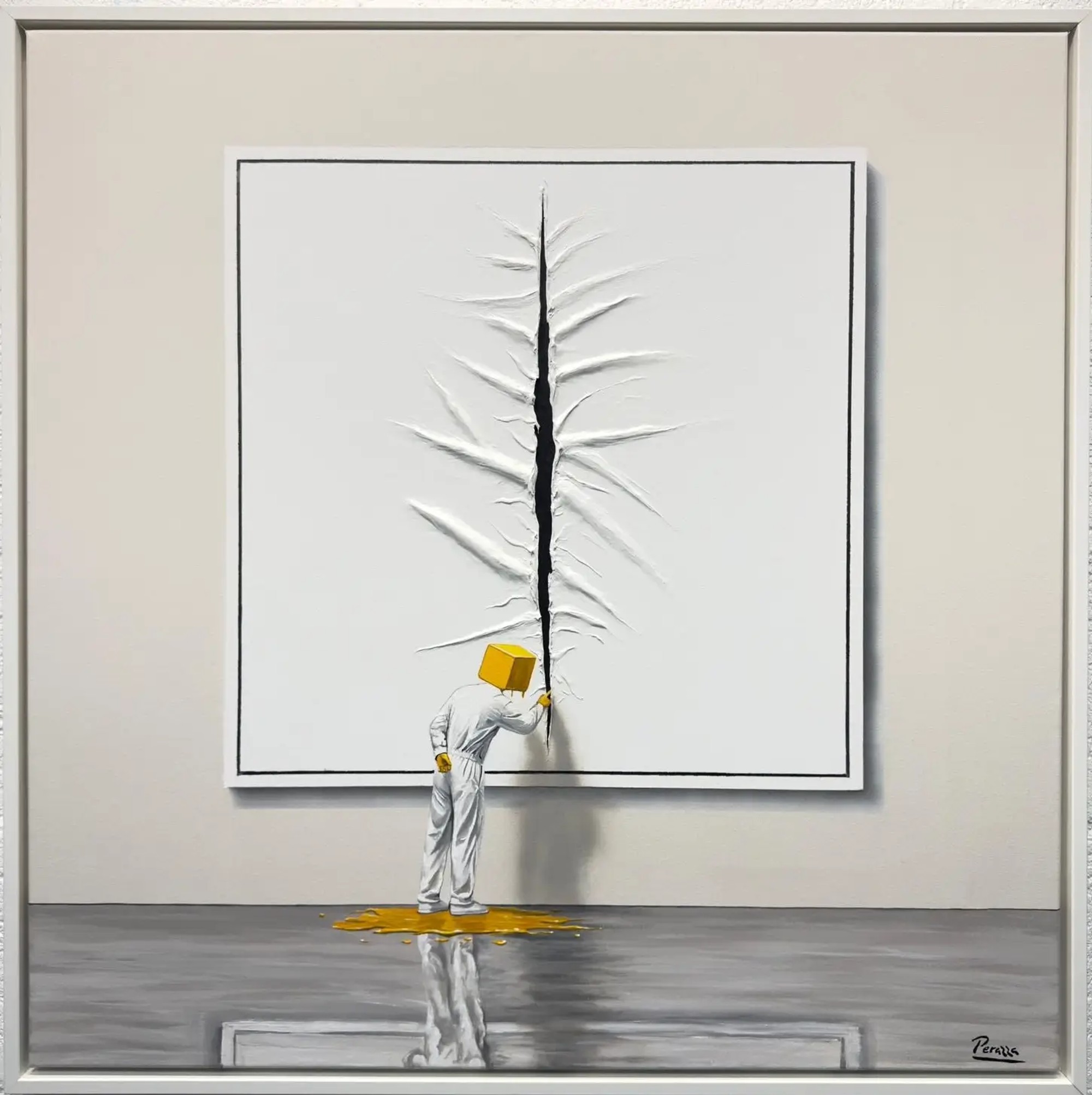 Drippy jaune et blanc révèle une fissure noir en relief sur toile blanche, devant un sol miroir gris