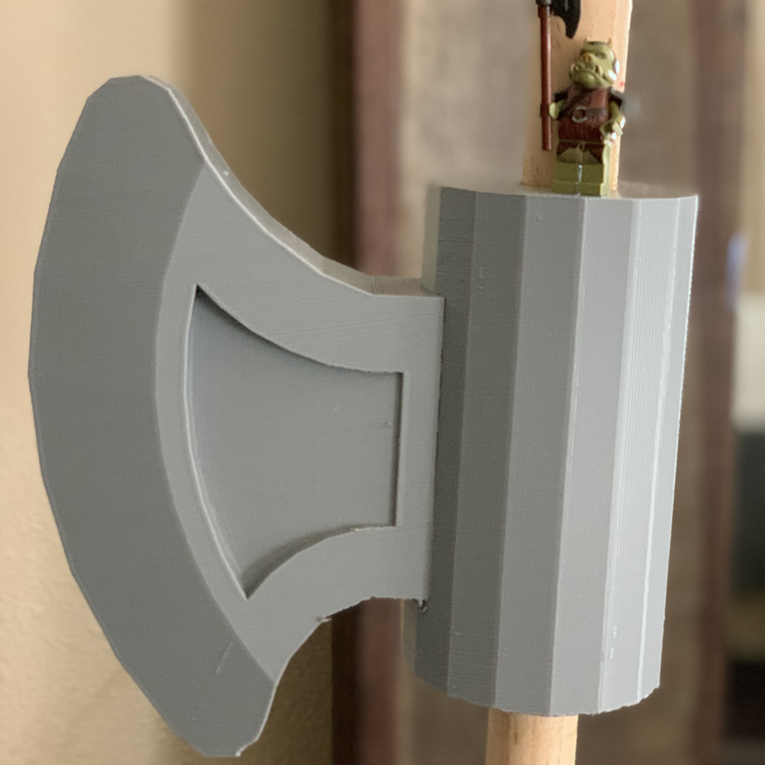 Giant 3D Printed Cosplay LEGO Axe