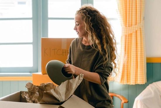 How to Take Down Curtains: 5 Hassle-Free Steps