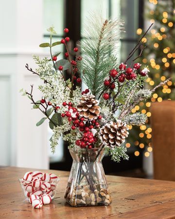 Christmas Decorating for Small Apartments - Arrange a Holiday Centerpiece