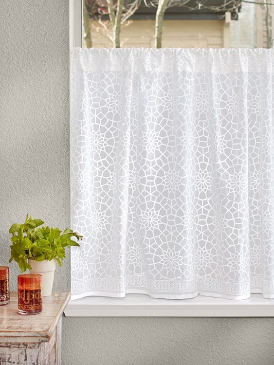 How To Style Cafe Curtains In Your Home, How High Should Cafe Curtains Be Hung
