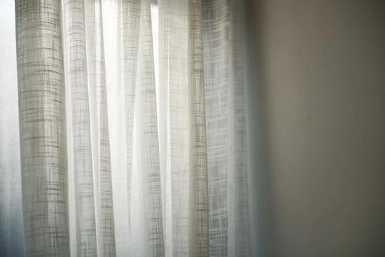 Survey Says! 1000+ Customers Share Their Curtain Hang-Ups