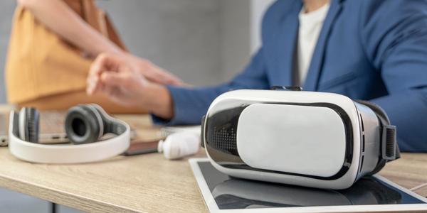 How a Japanese Consumer Electronics Brand Achieved Near-Zero Call Abandonment During Peak Demand?