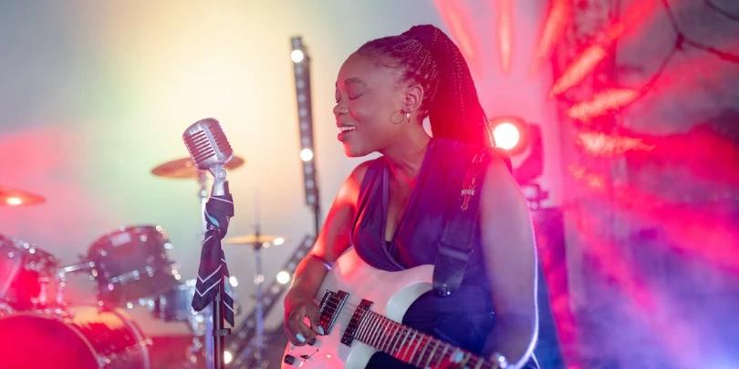 Tocando Violão para as Massas: A importância de seguir o coração e nunca desistir da música