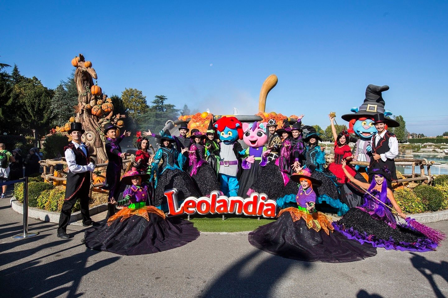 Foto del parco decorato per Halloween