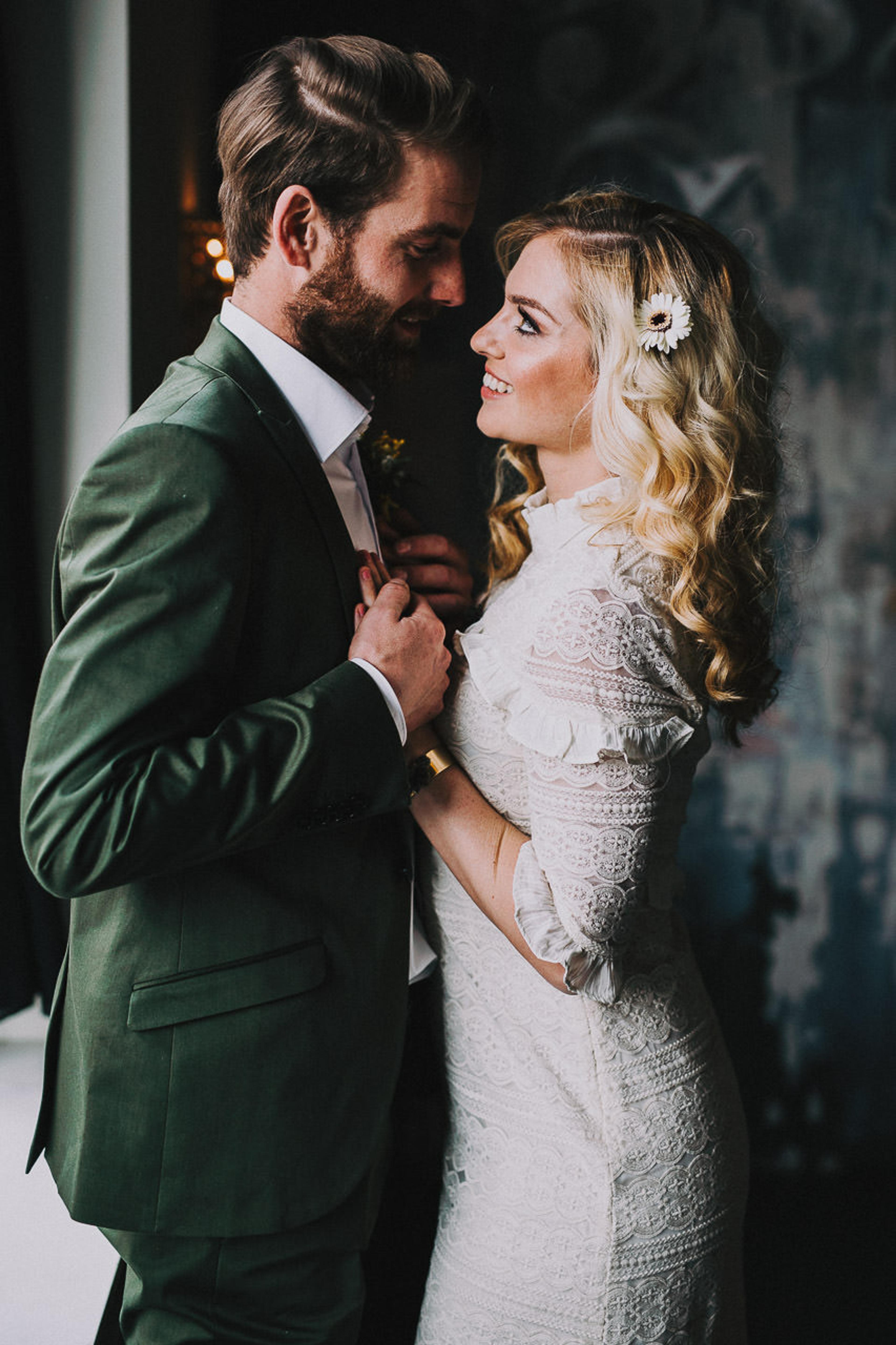 Hochzeit im 70er-Look — Bild 49