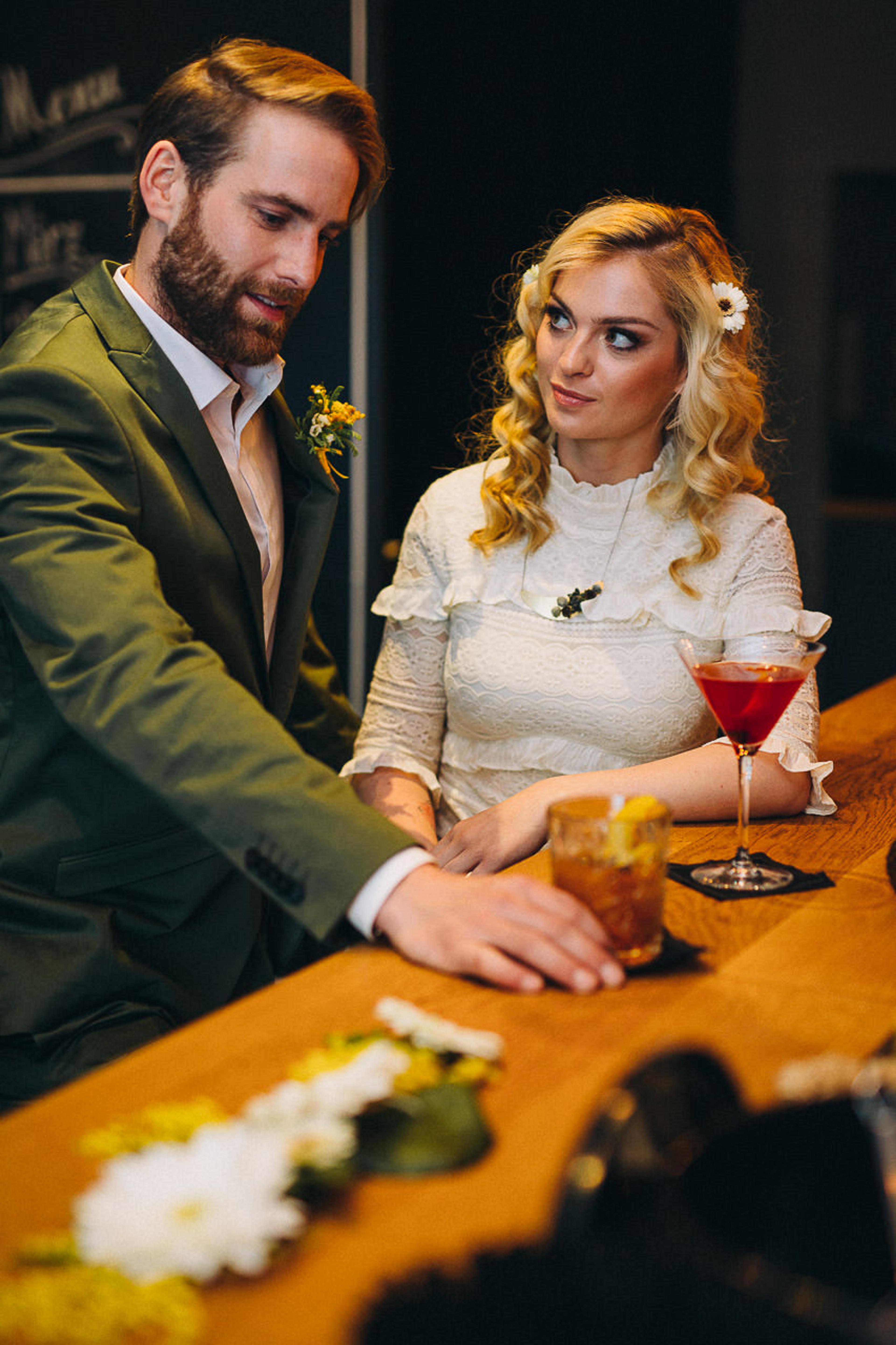 Hochzeit im 70er-Look — Bild 58