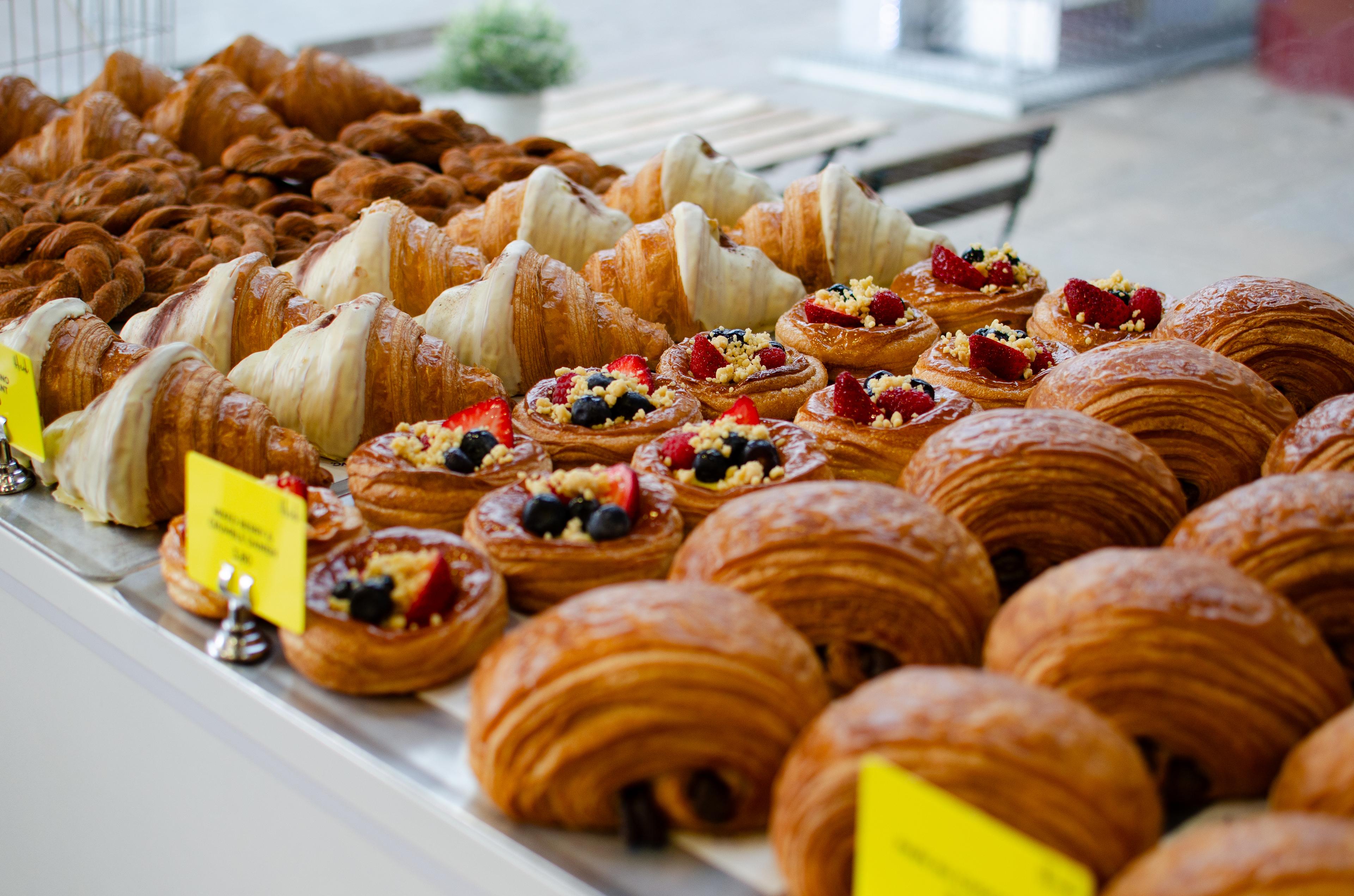 A Heidi Bakery store