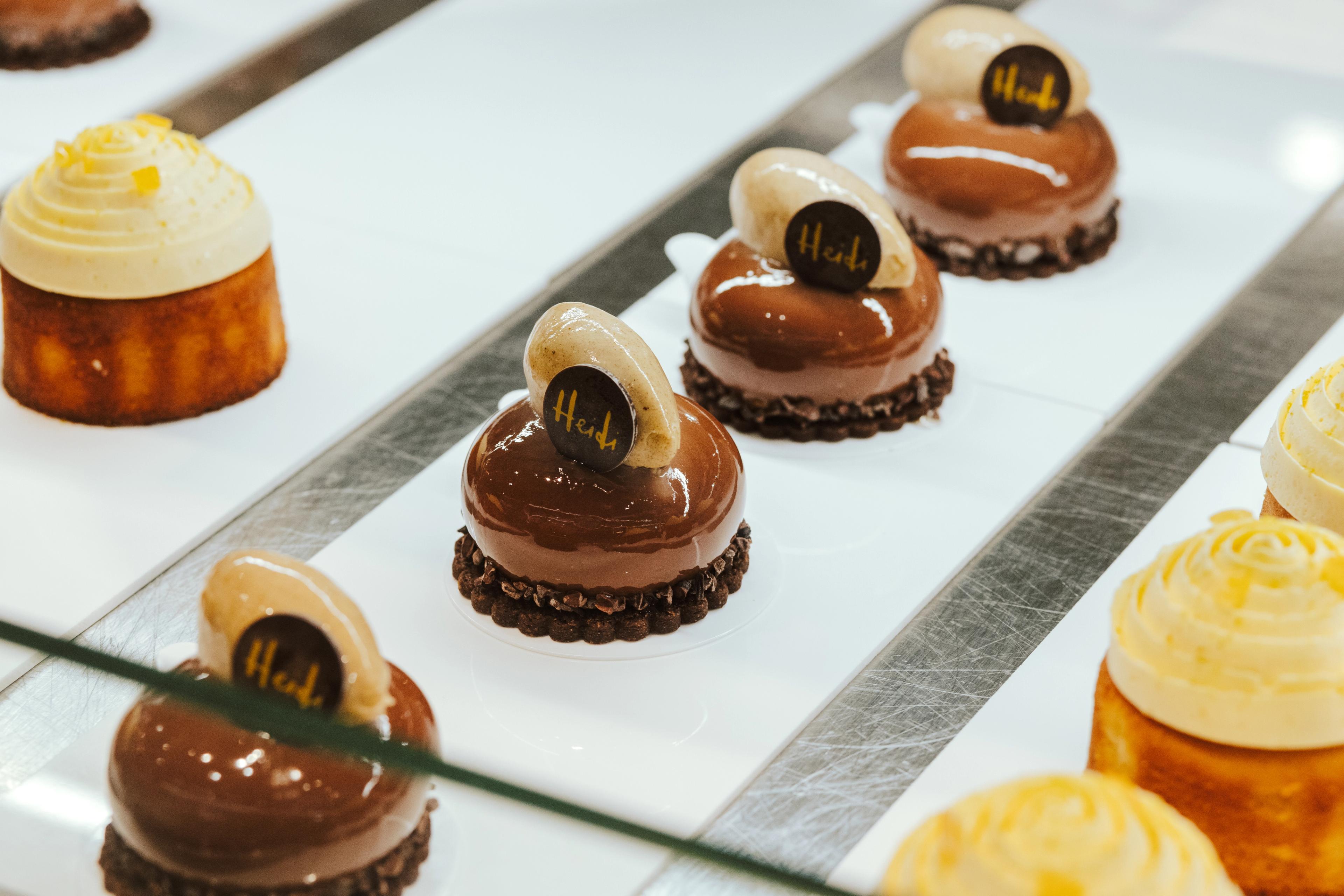 Heidi Entremet In Windsor