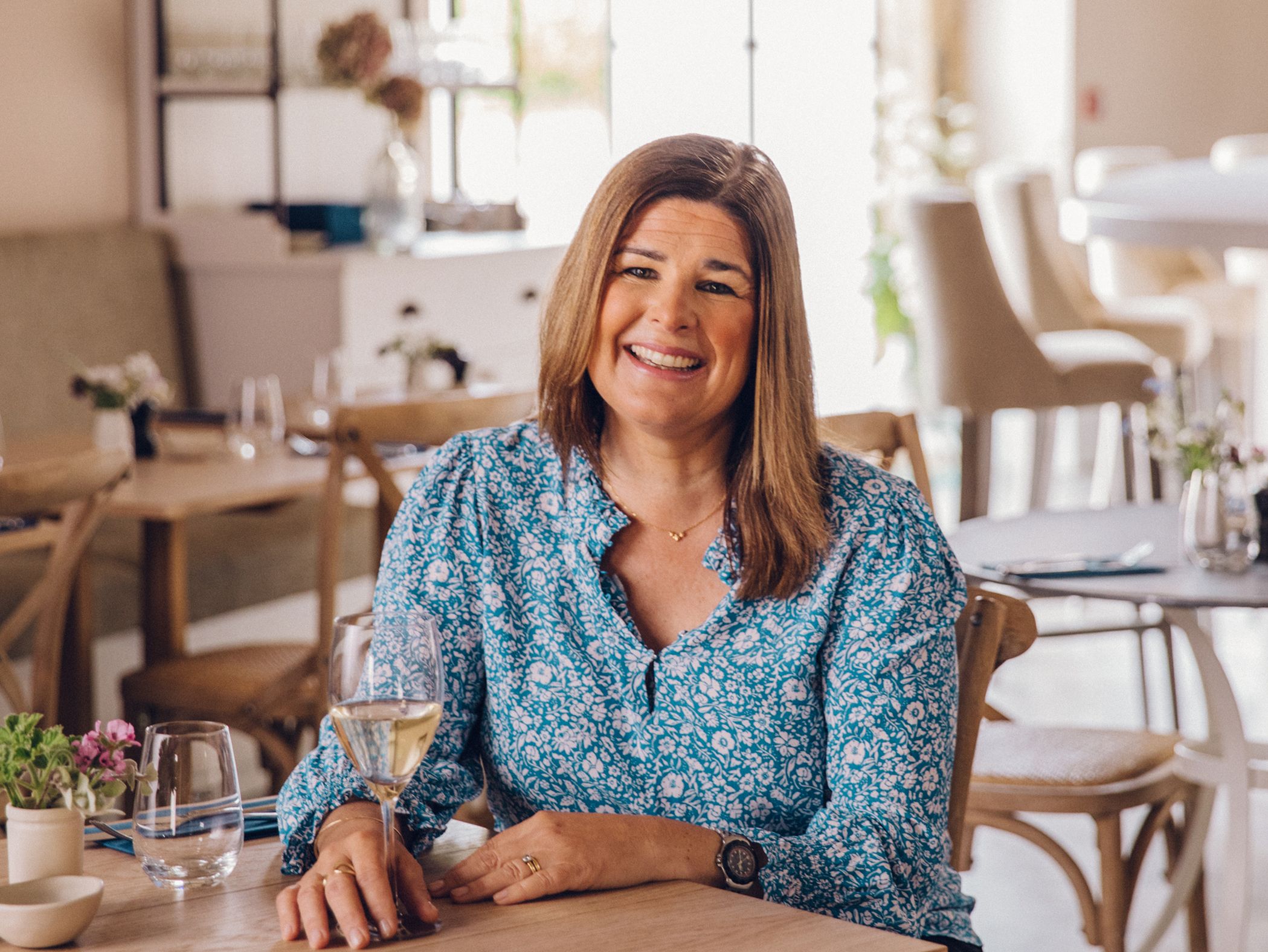 An Expert Guide to Enjoying Wine