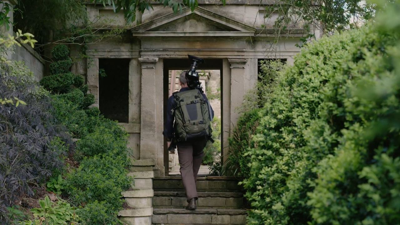 Exploring the scene - Shooting off the tripod