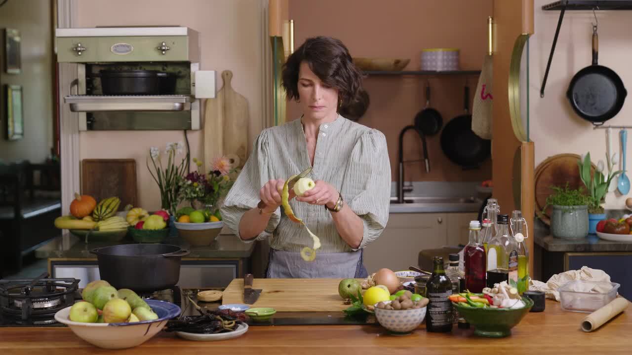 Spiced apple and pear chutney